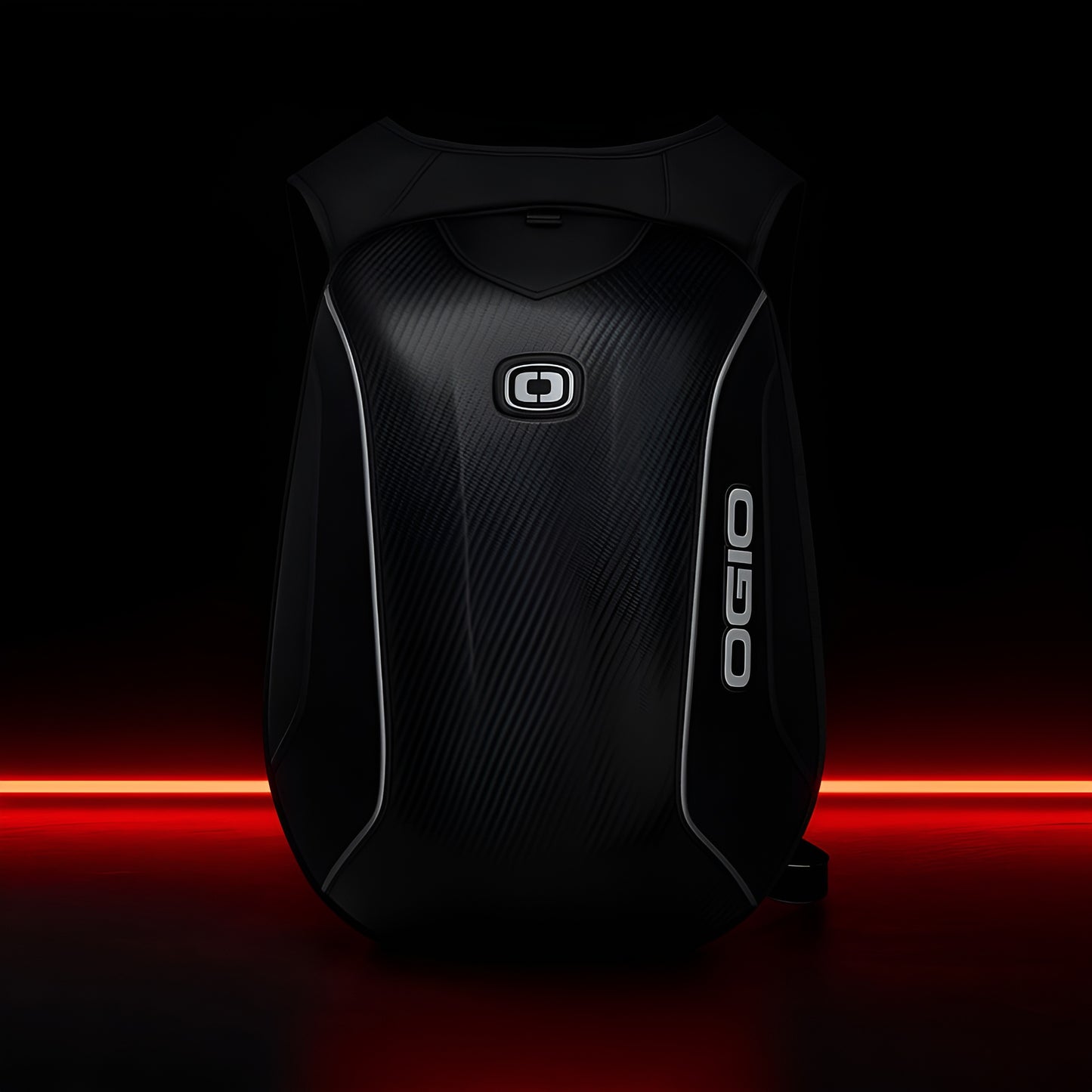 Hard shell motorcycle backpack - 48L | TheRiderBag™